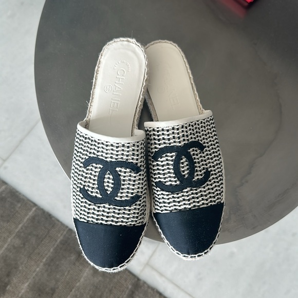Chanel authentic mules .. size 40 - Picture 5 of 5